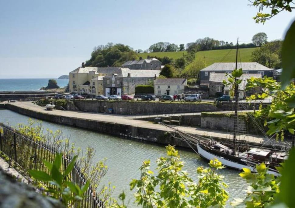 Stunning Apartment, Balconies, Private Beach, Coast Path Charlestown (Cornwall) Eksteriør bilde